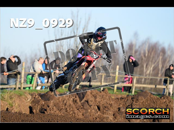 Experts-097
