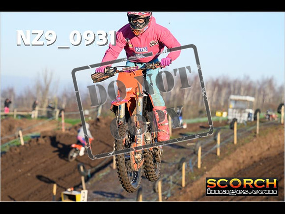 Experts-099