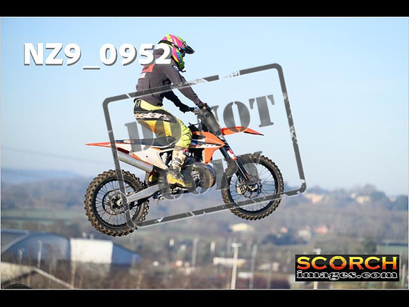 Experts-120