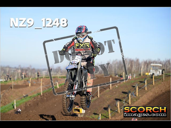 IntersGreen-129