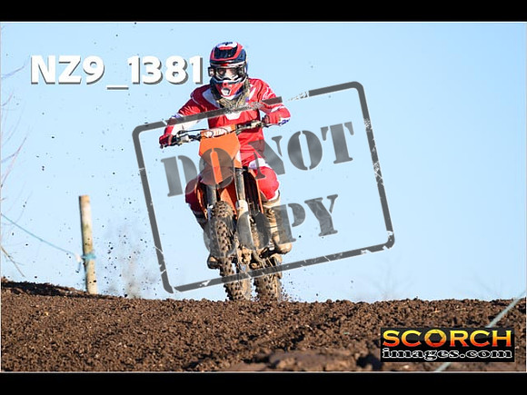 IntersOrange-102