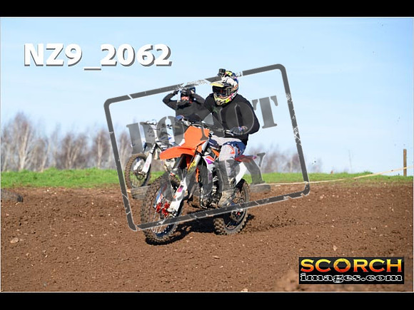 IntersOrange-180