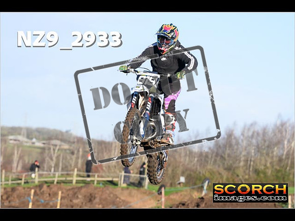 Experts-071