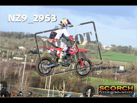 Experts-090