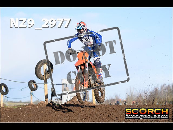 Experts-109
