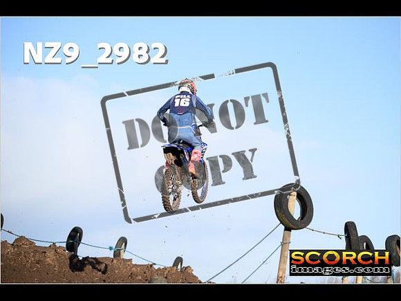 Experts-114
