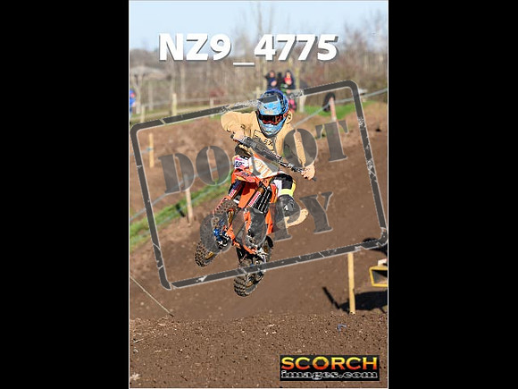 Youth-097