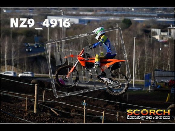 Experts-090