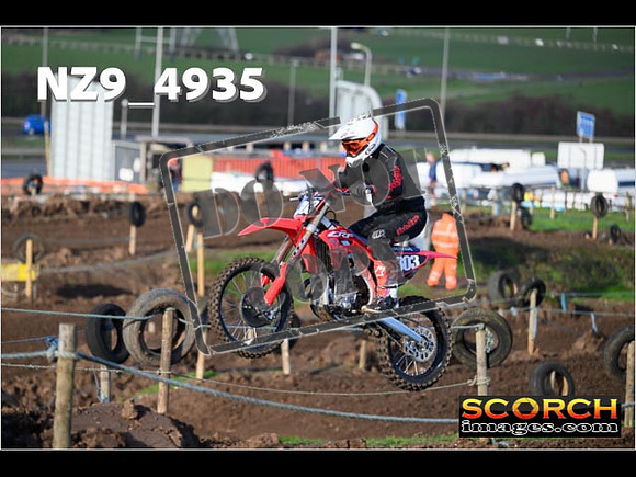 Experts-109