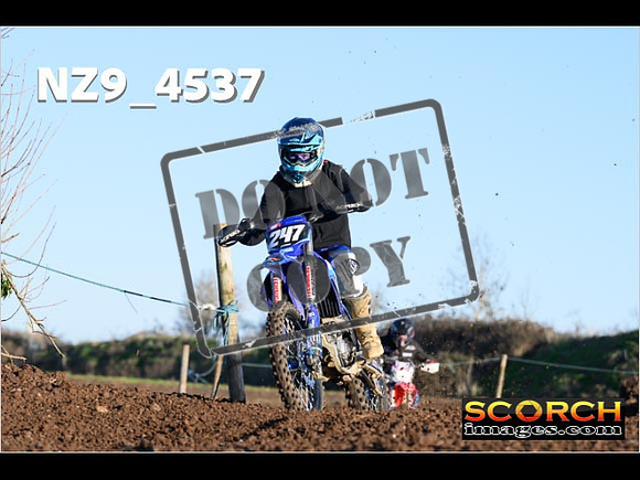 IntersBlue-084