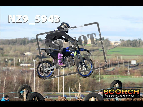 Experts-067