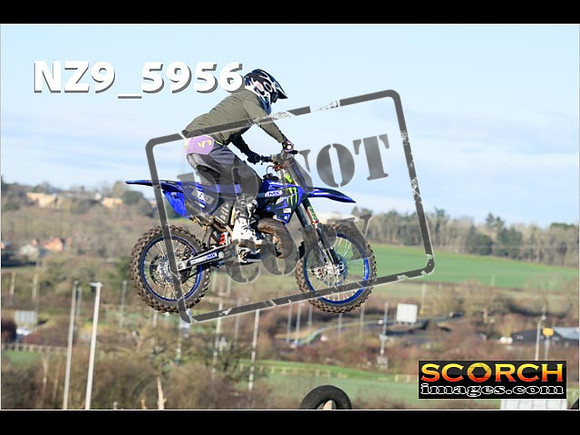 Experts-080