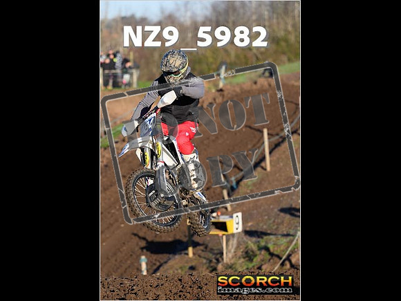 Experts-106