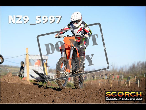 Experts-121