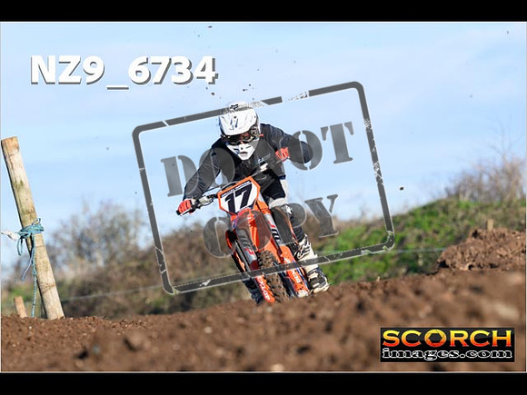IntersGreenOrange-180