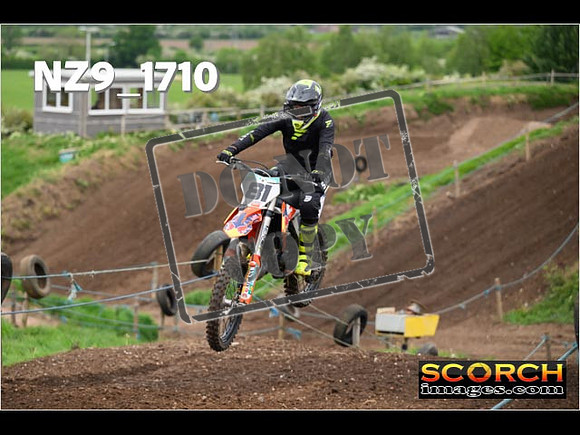 Thur08May-030