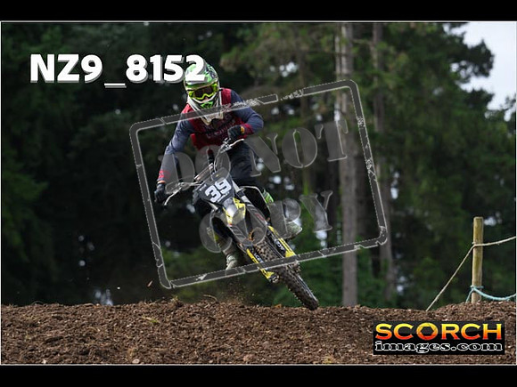 Experts-091