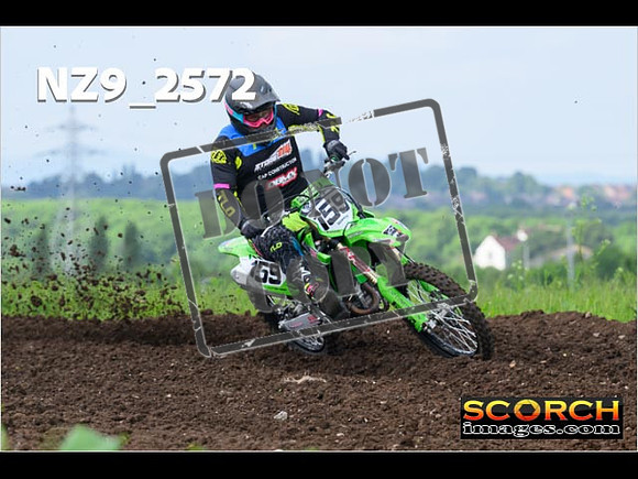 Experts-020