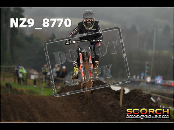 Experts-069