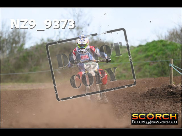 Experts-071