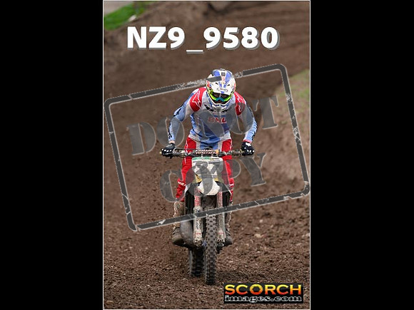 Experts-097