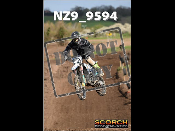 Experts-109