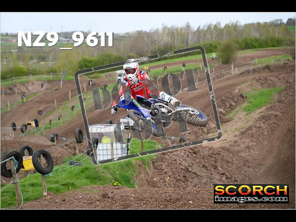 Experts-124