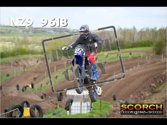 Experts-130