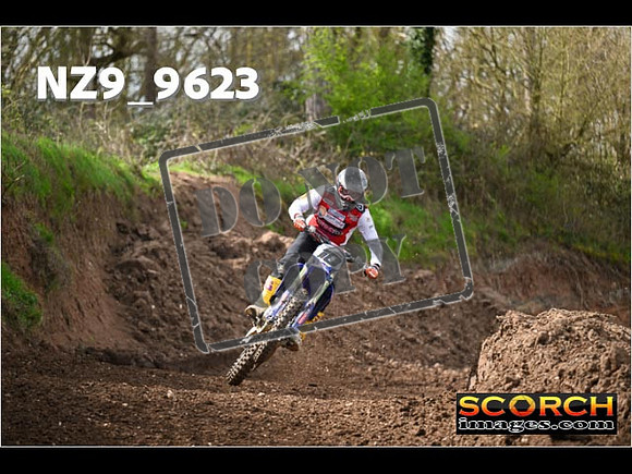 Experts-135