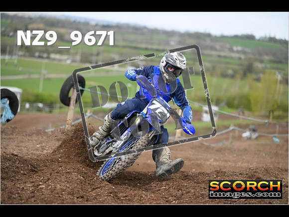 Experts-180