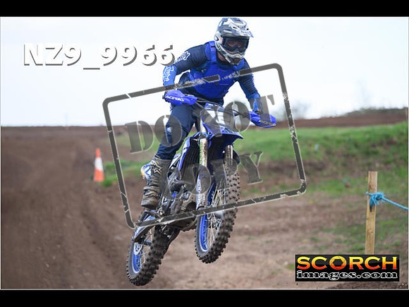 Experts-285