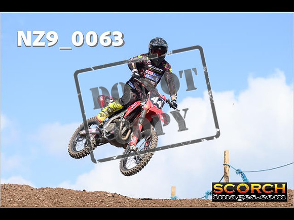 Experts-292