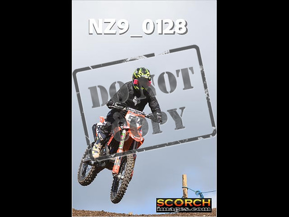 Experts-348