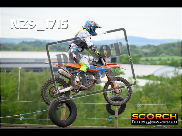 Thur08May-035
