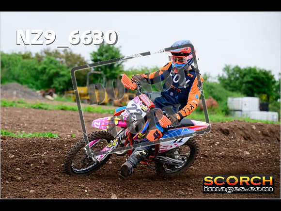 Youth-092