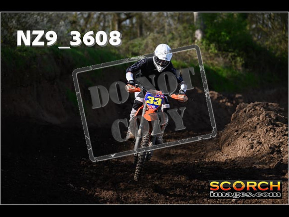 Experts-026