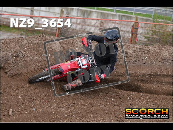 Experts-070