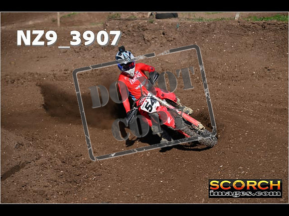 Experts-089