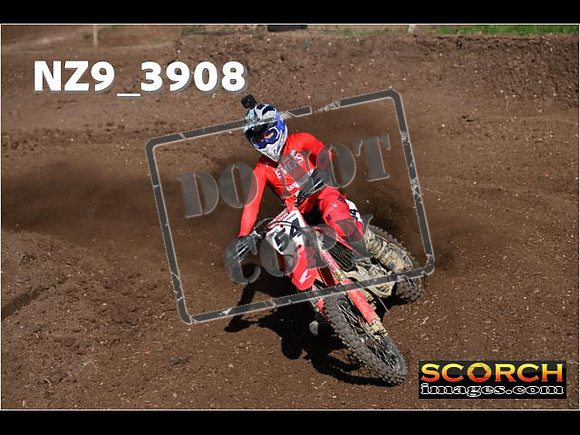 Experts-090