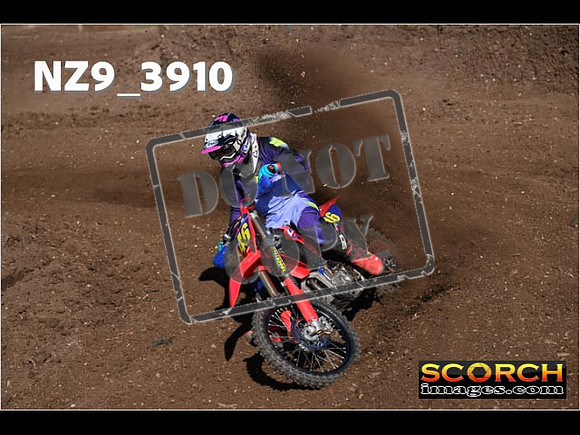 Experts-092