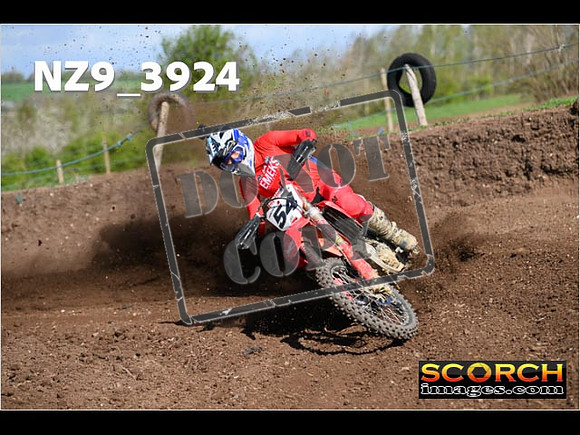 Experts-106
