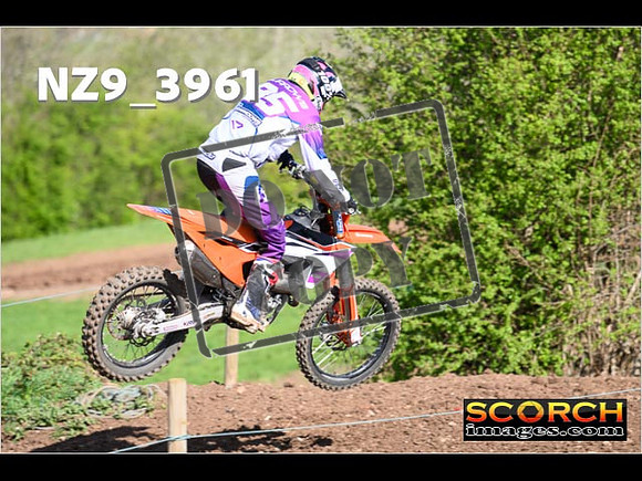 Experts-143