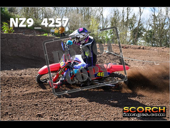 Experts-210