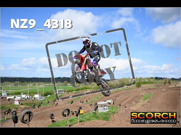 Experts-267