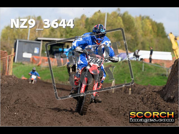 Inters-424