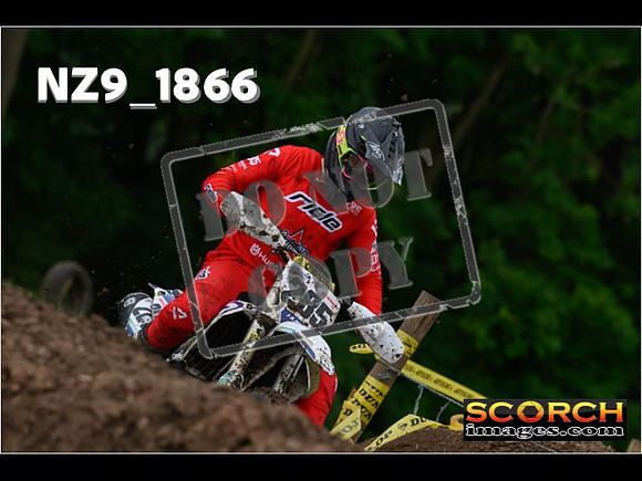 Experts-086