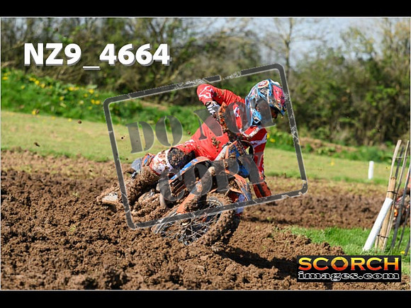 Experts-071