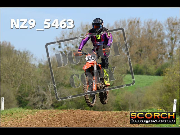 Experts-116