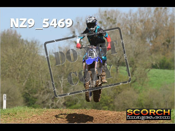 Experts-122