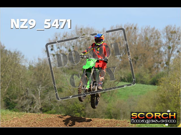 Experts-124
